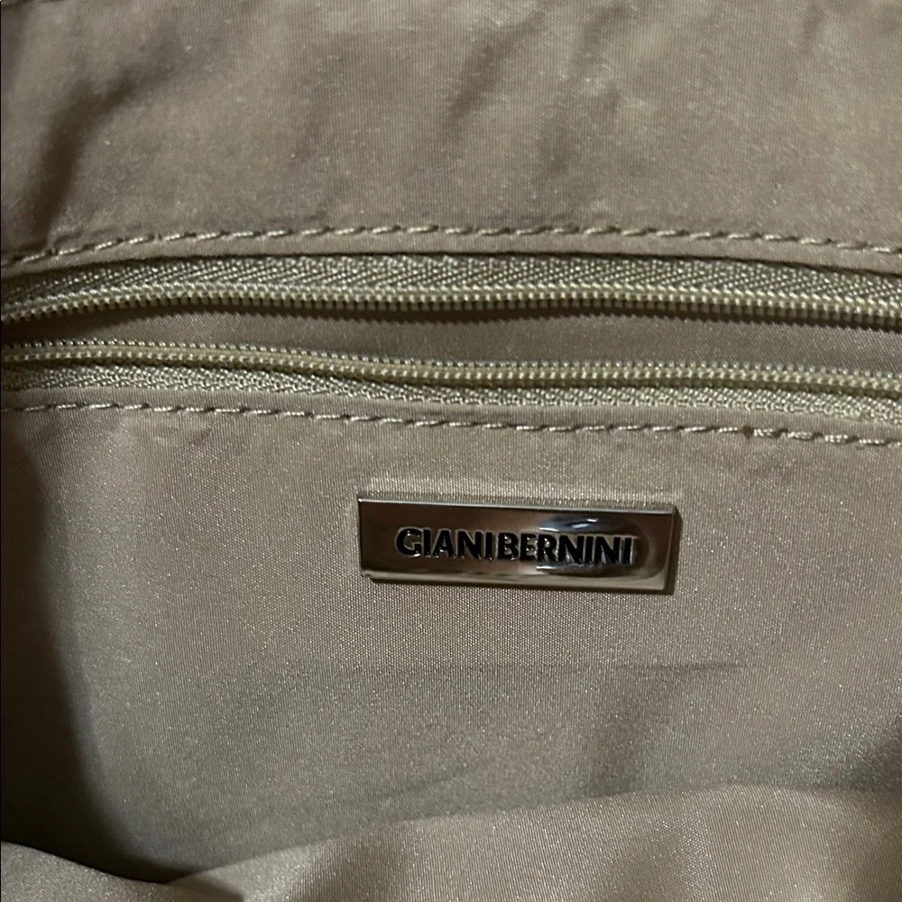 Giani Bernini Red and Tan Tote Bag - Picture 2 of 4